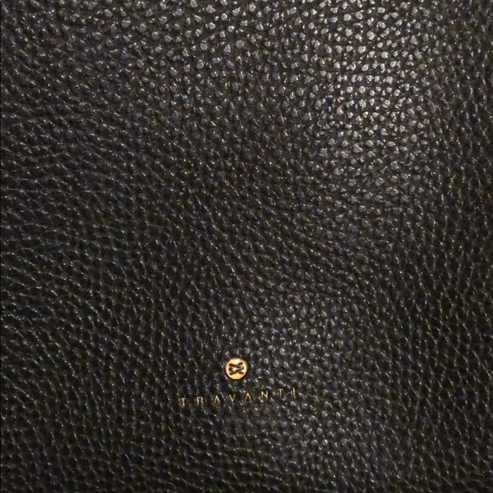 Large purse with side pockets